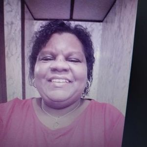 Meet your Posher, Tonya